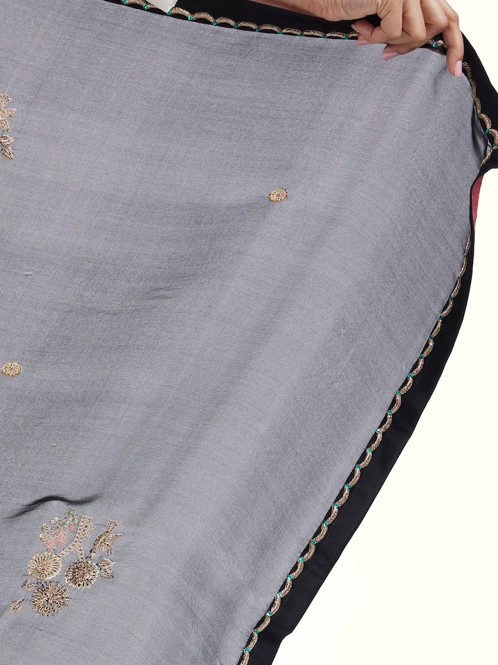 Detailed view of Black Banarasi Handloom Dupatta focusing on the fine craftsmanship and texture