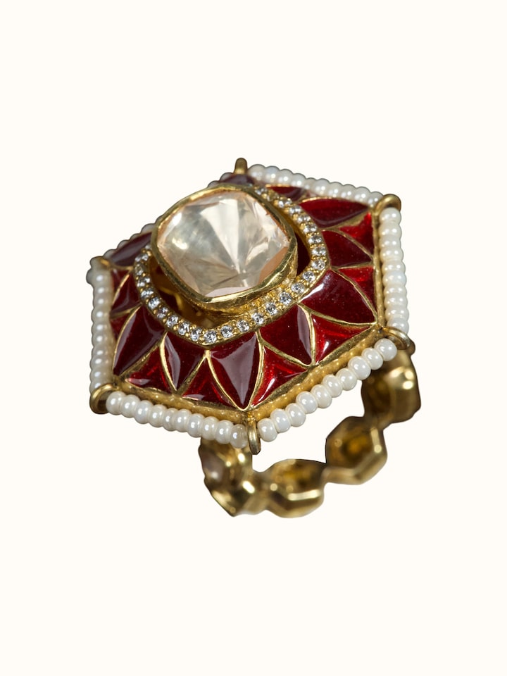 Angled view of the Silver Smithing Ring