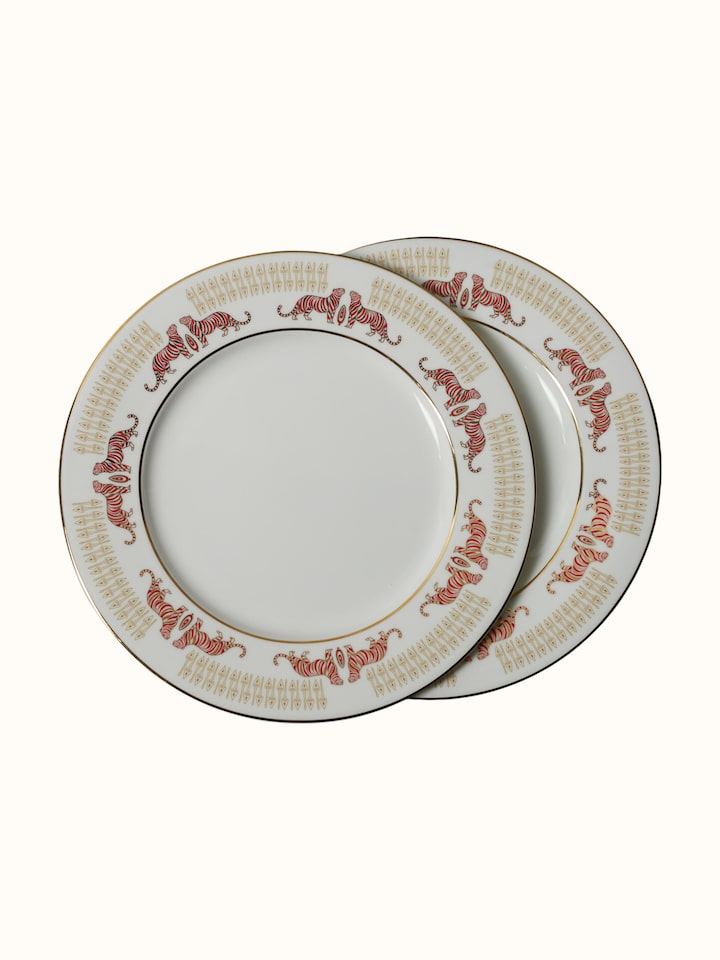 Detail view of Ceramic Dinner Plates With Gold-Accents (2 Pcs) highlighting the handcrafted detailing and finish, from a different angle