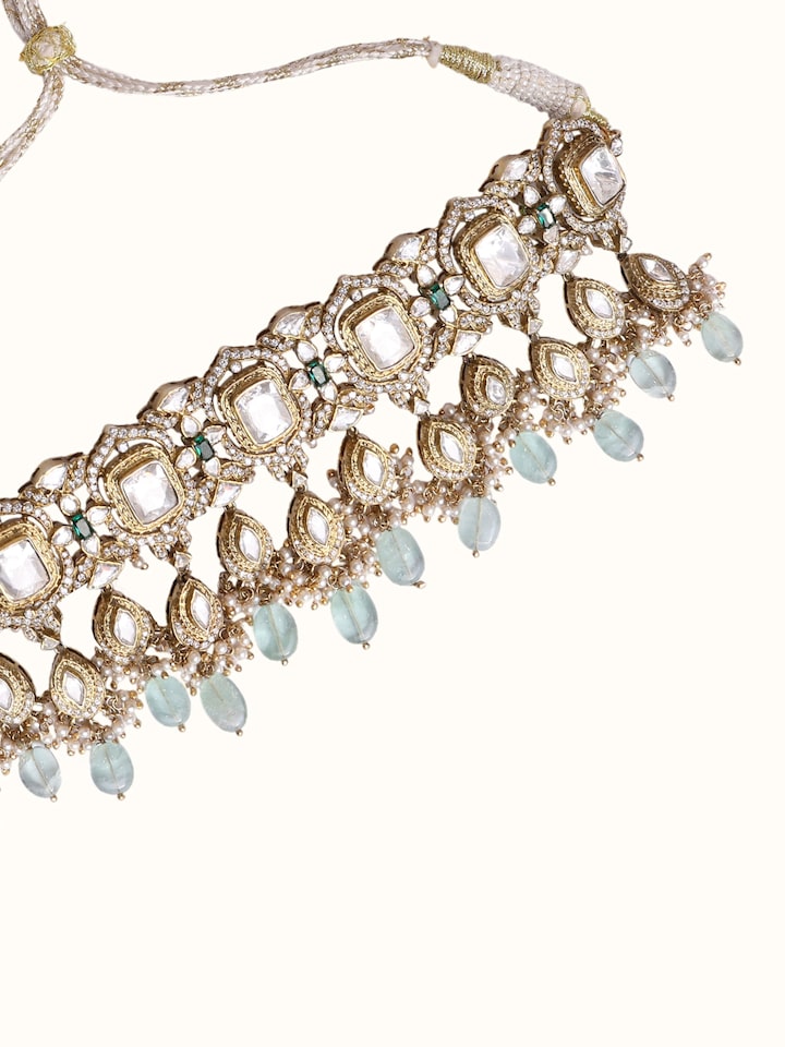 Front view of silver smithing choker necklace
