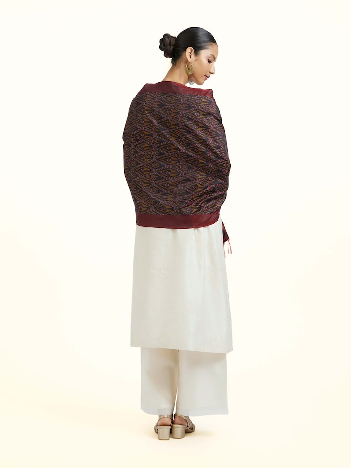 Back view of the Assorted Silk Pochampally Warp Ikat Stole