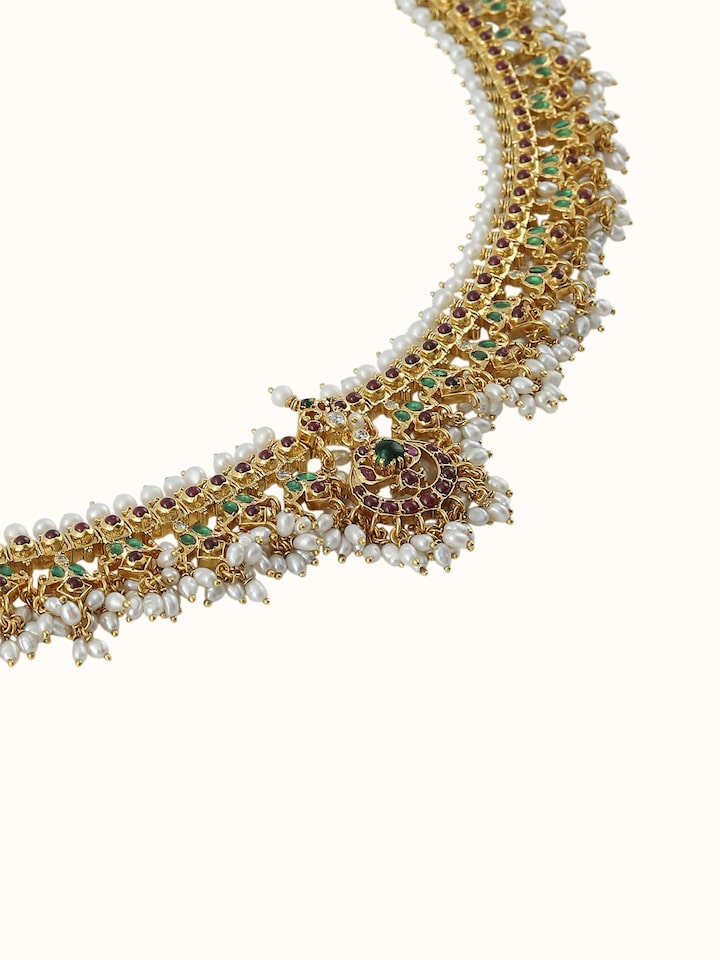Detail shot of guttapusalu silver collar necklace