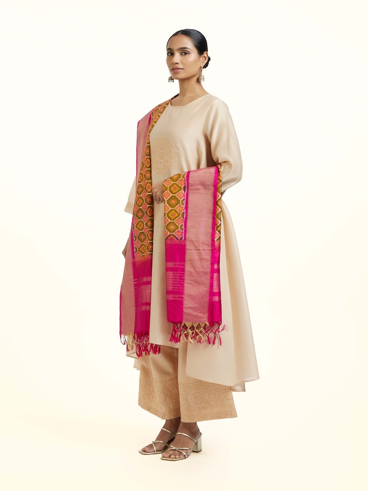 Side view of the Assorted Silk Pochampally Weft Ikat Dupatta