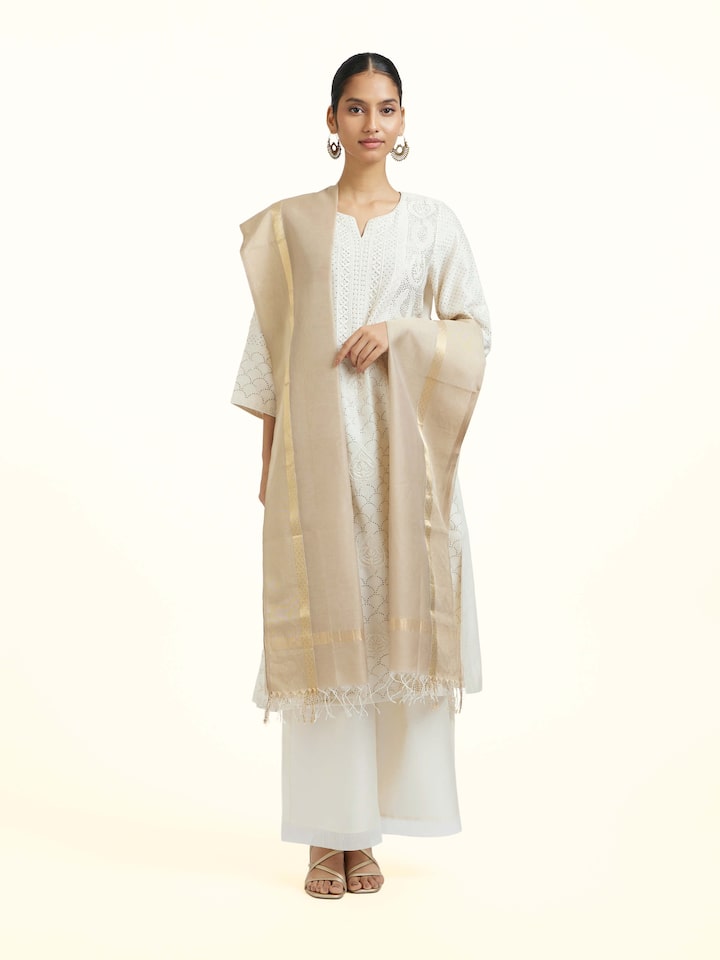 Front view of the Beige Cotton Silk Maheshwari Zari Border Dupatta