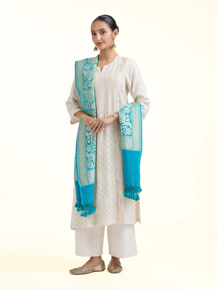 Side view of Turquoise Bandhani Tie & Dye Dupatta highlighting the detailed craftsmanship and elegant silhouette