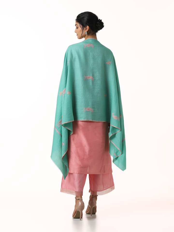 Back view of Pink Jalidar Sozni Embroidered Stole showing the plain woven reverse side