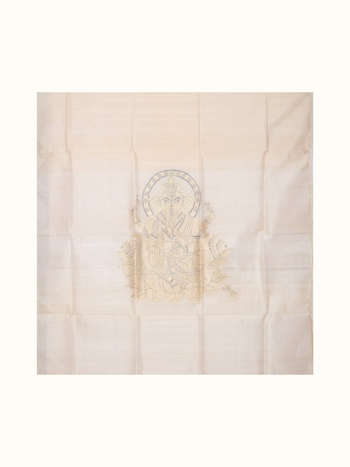Front view of the Sri Ganesha Jamdani Wall Hanging