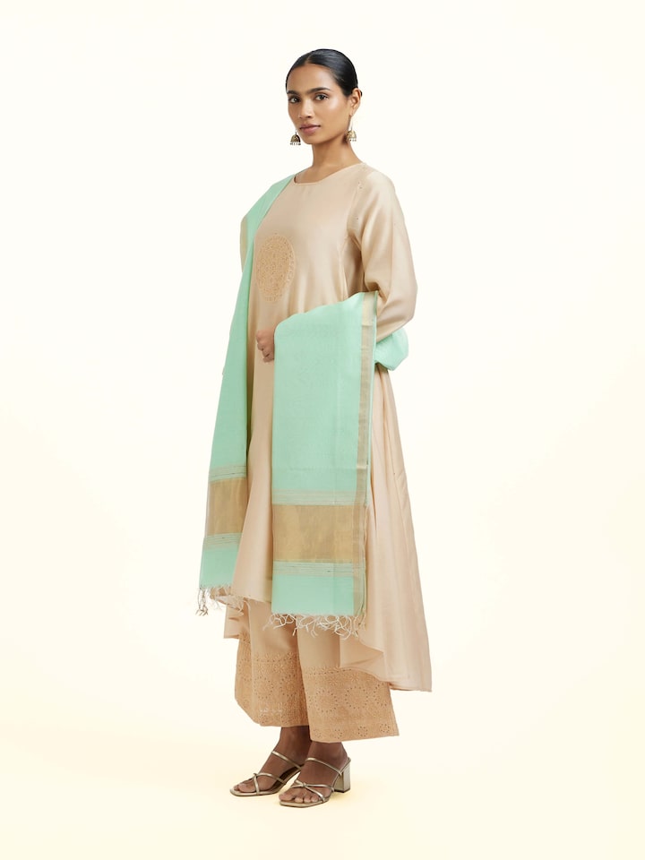 Side view of the Light Green Cotton Silk Maheshwari Zari Border Dupatta