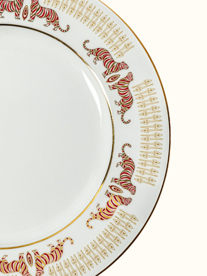 Detail view of Ceramic Dinner Plates With Gold-Accents (2 Pcs) highlighting the handcrafted detailing and finish