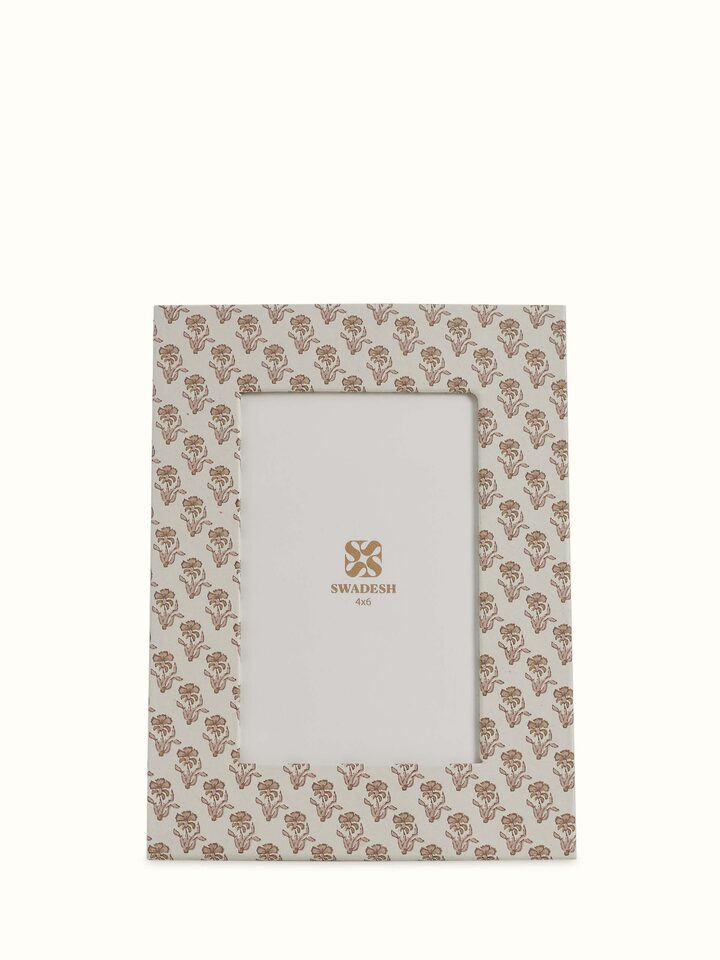 Front view of Handmade Paper Photo Frame
