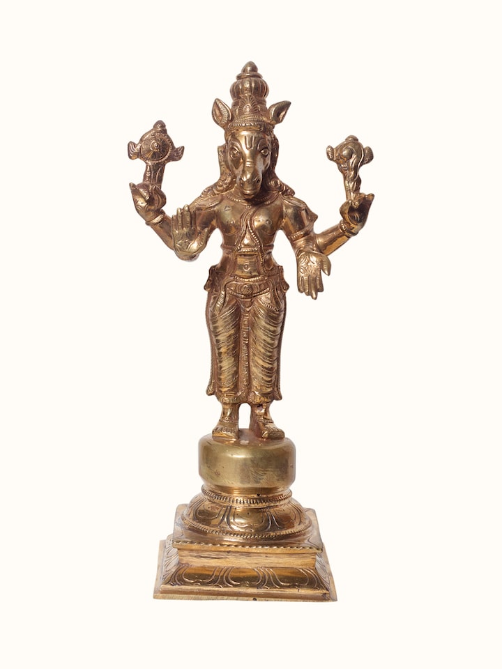 Close-up detail of the Bronze Cast Dasavatar Idol