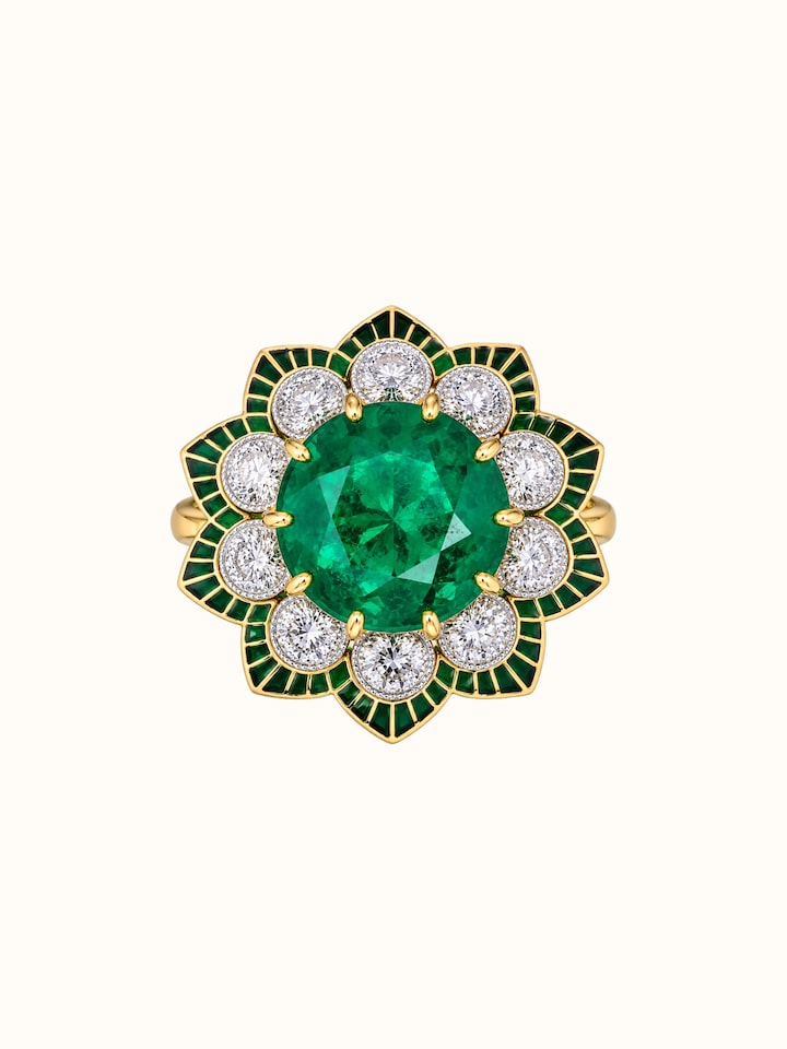 Front view of Open Setting 18 Karat Yellow Gold Ring with Diamonds and Emeralds showing the complete piece and design