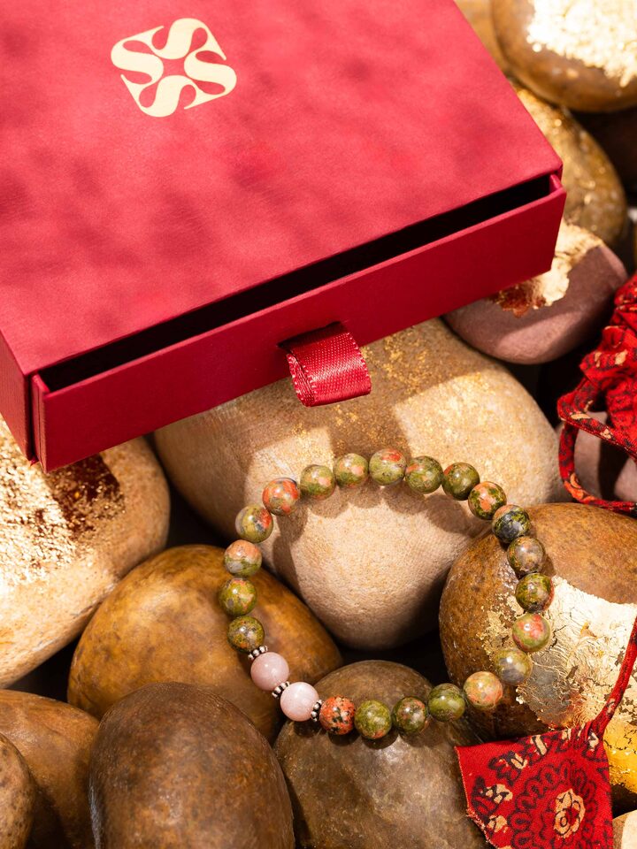 Close-up view of Unakite & Peach Moonstone Silver Bracelet showcasing the natural inclusions and soft hues of the gemstones