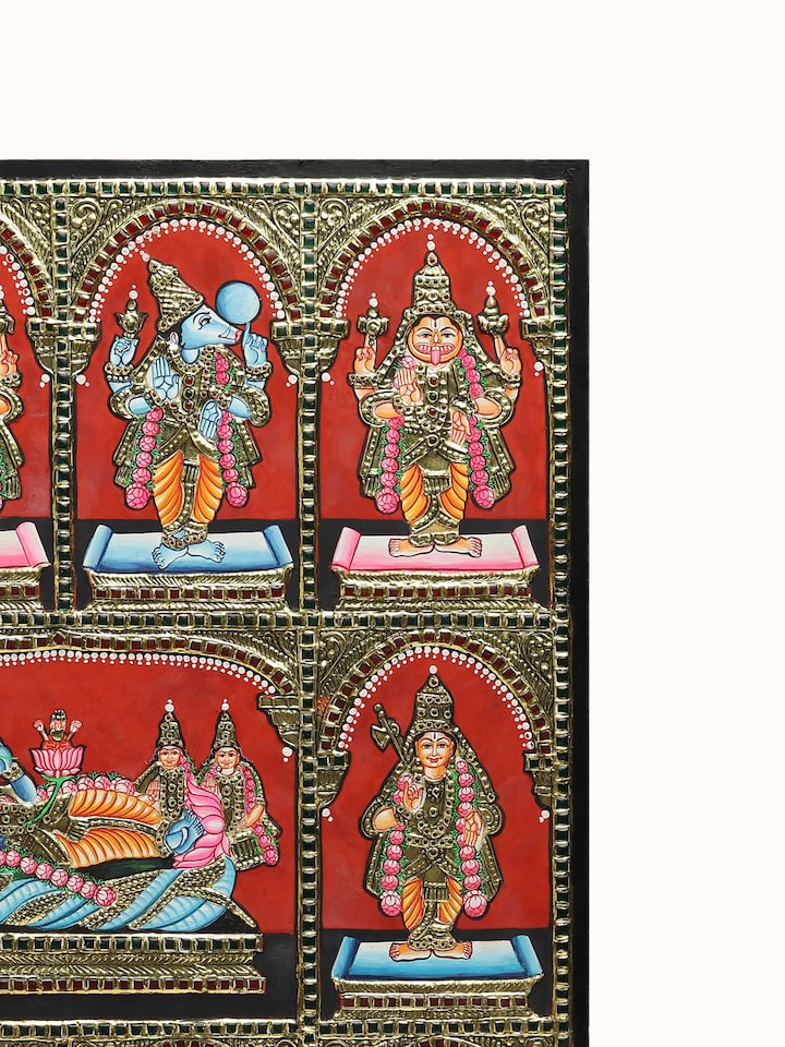 Detailed view of the Dasavatharam Thanjavur Painting