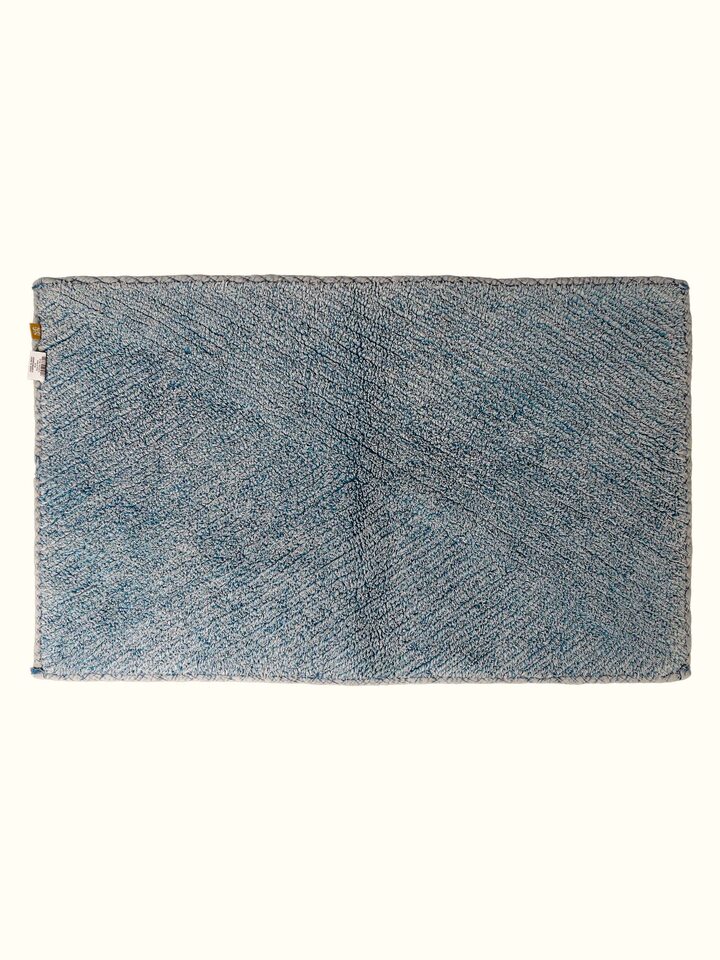 Nityam Diagonal Stripes Blue Bath Mat