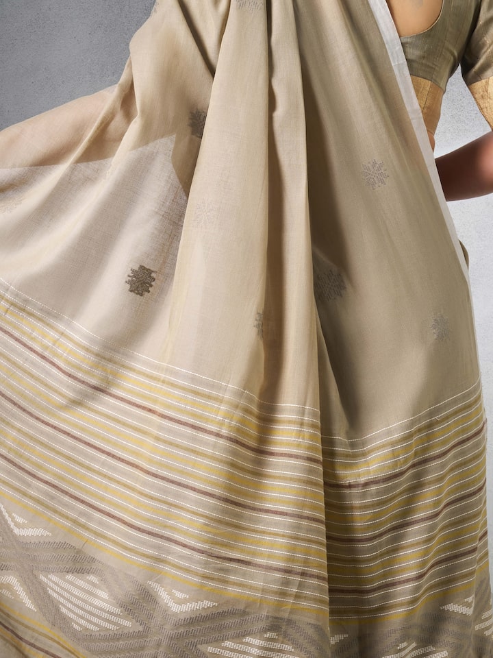 Angled view showcasing the texture of Cotton Extra-Weft Saree