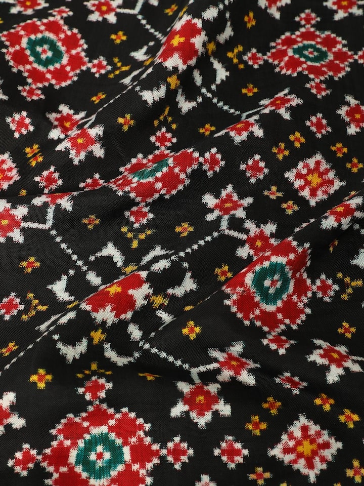 Detailed back view of Black Silk Patola Dupatta showing fine weaving craftsmanship.