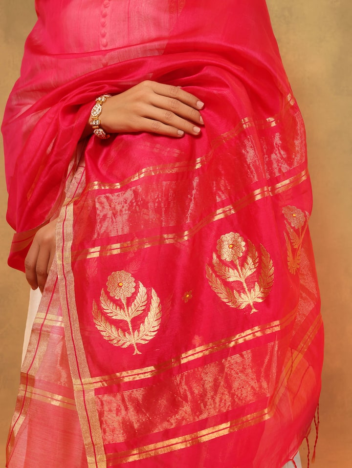 Pink Cotton Silk Chikankari Dupatta With Floral Buttis