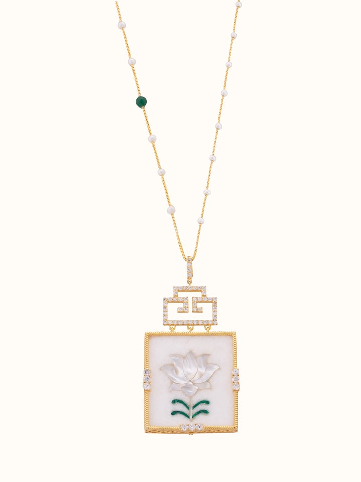 Front view of Pacchikari Silver Pendant and Chain, featuring intricate silver pendant design with elegant chain.