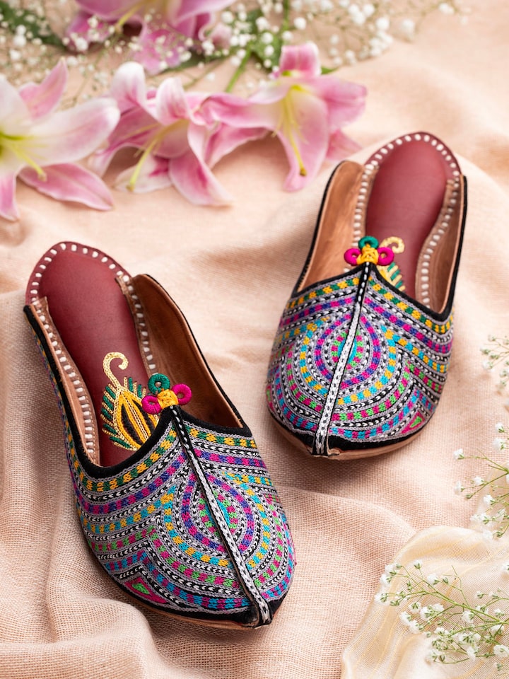 Side view of Tan Leather Jodhpuri Mules highlighting the detailed stitching and fit.