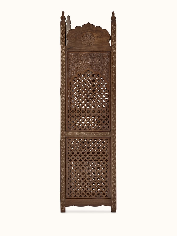 Detail view of Carved Sheesham Wood Partition Screen highlighting the woodwork and finish detail, from a different angle