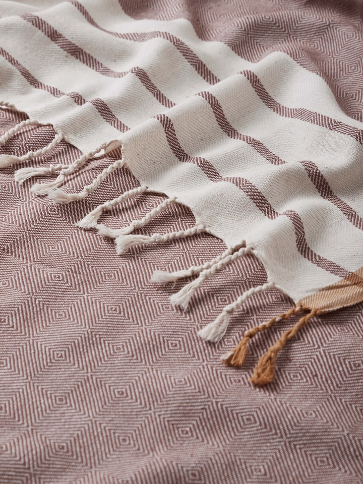 Front view of Samitha Red Stripe Cotton Bath Towel (L) displaying the full length and stripe pattern.