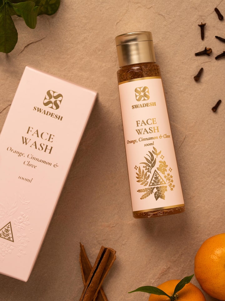 Side view of Face Wash Orange, Cinnamon & Clove bottle