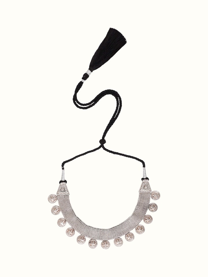 Front view of Silver collar necklace with sleek, modern design and polished finish