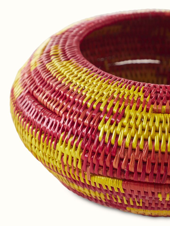 Side view of Firozabadi glass serving bowl purple large, highlighting its fine glasswork and elegant shape.