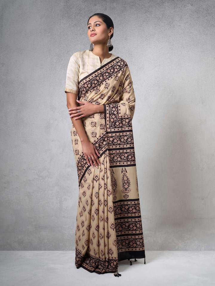 Side view of Cotton Natural Dyed Bagru Block Printed Saree showcasing traditional block prints