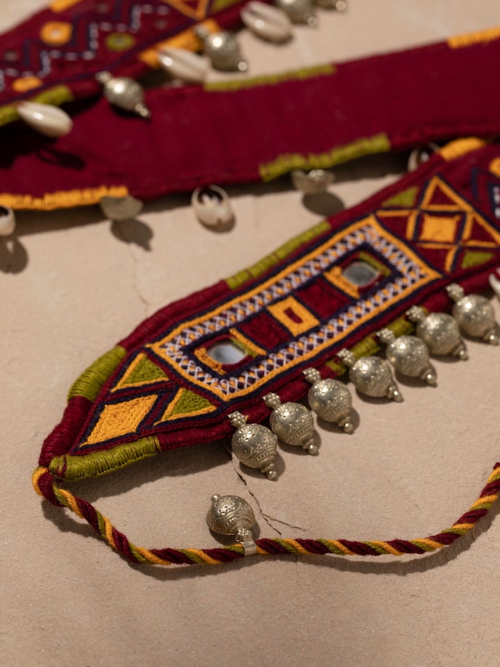 Detail view of Banjara Embroidery Waist Belt highlighting the stone setting and metalwork detail