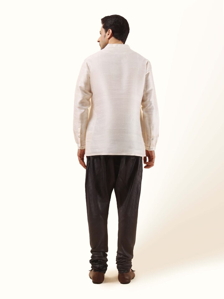 Back view displaying the elasticated waist and seamless styling.