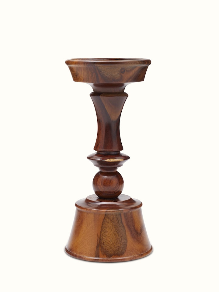 Front view of Sheesham wood candle holder with smooth finish