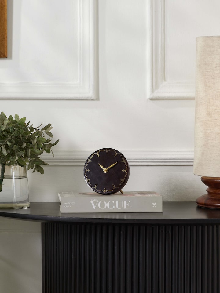 Side view of natural tarkashi sheesham wood & brass table clock, highlighting the traditional craftsmanship and intricate designs