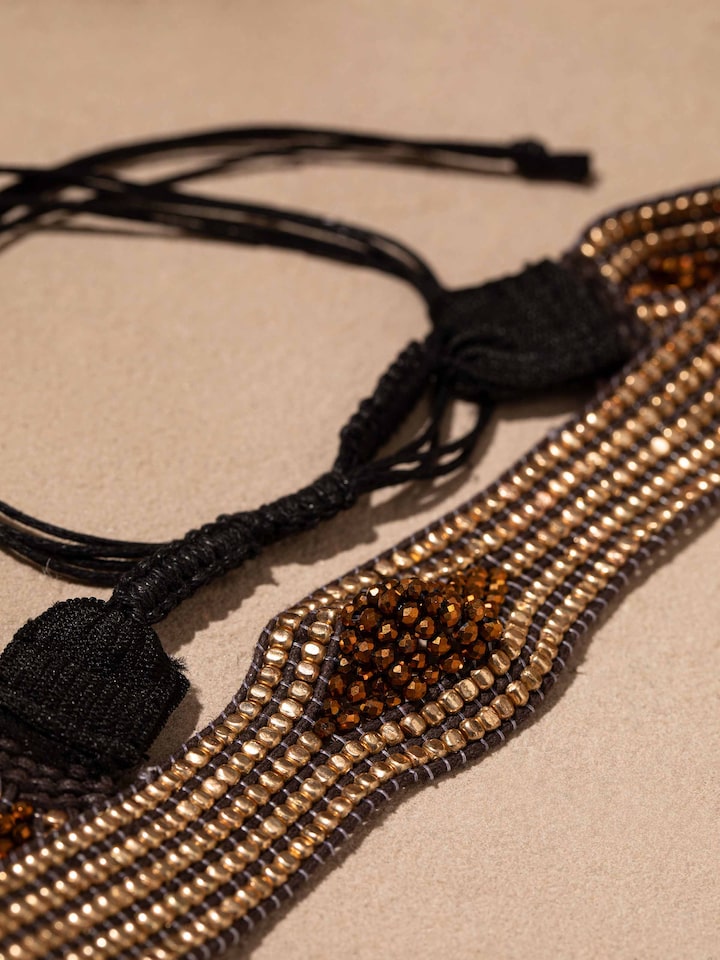 Detailed image of Handcrafted Choker emphasizing the intricate design and craftsmanship.