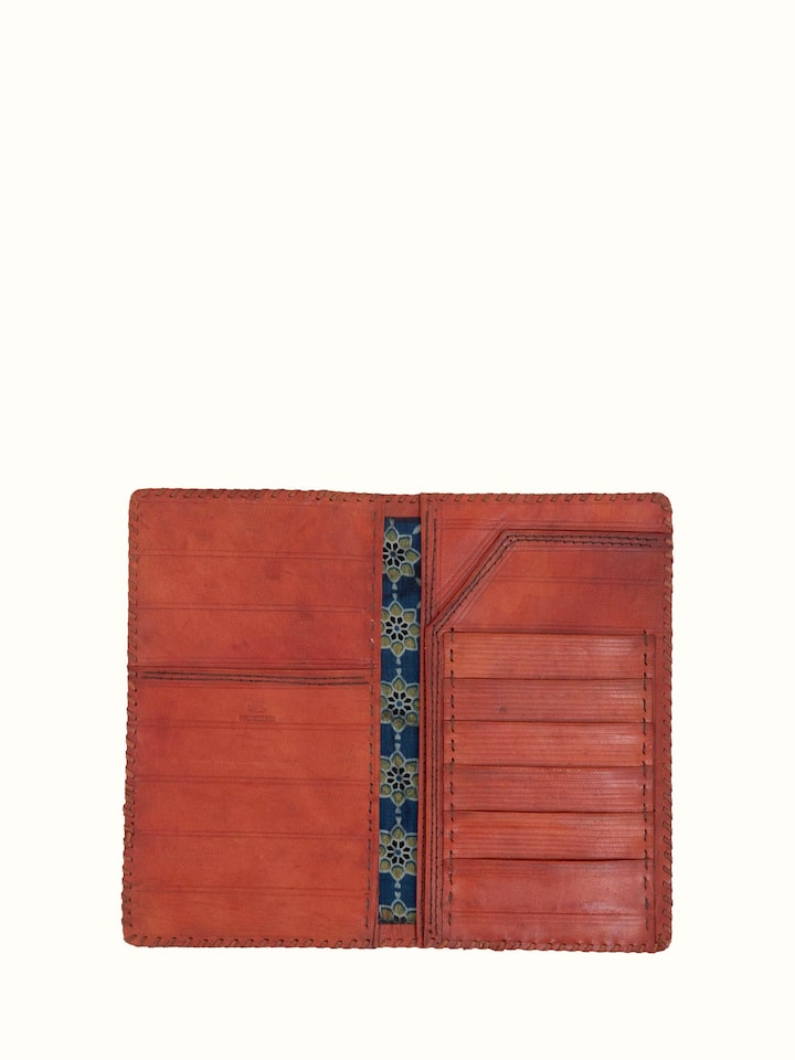 Leather kutch stitched long wallet