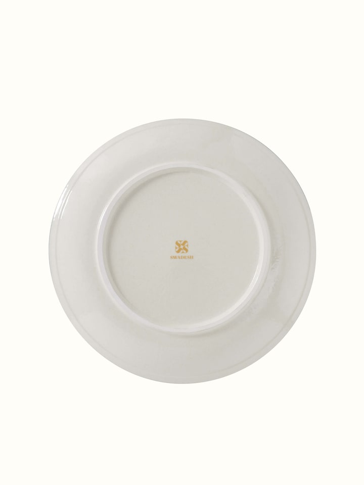 Bottom view of the Khurja Pottery Ceramic Dinner Plates Blue & White (4 Pcs)