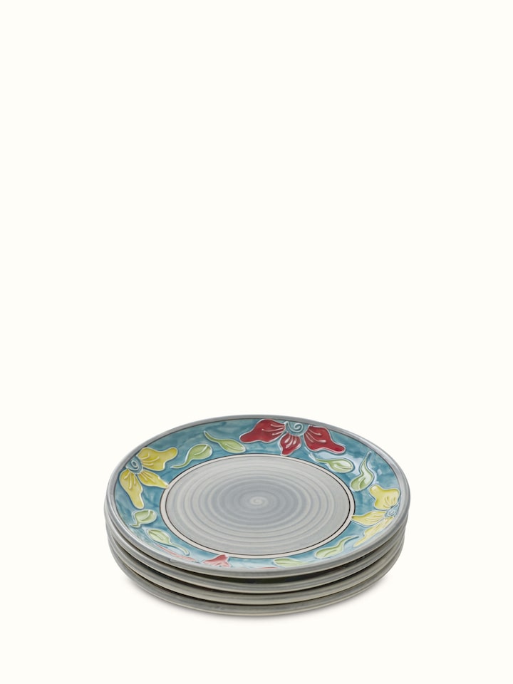 Front view of Khurja pottery ceramic salad plates in blue & white, set of 4, highlighting the traditional design and color.