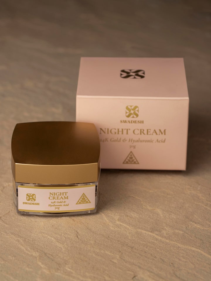Side view of Night Cream 24K Gold & Hyaluronic Acid displaying the product label and key ingredients for skincare