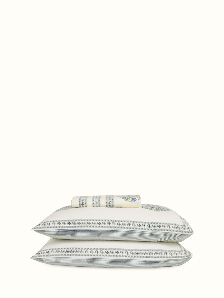 Aarunya blue buta cotton Sanganeri block printed king bedsheet set (3 pcs) - full view