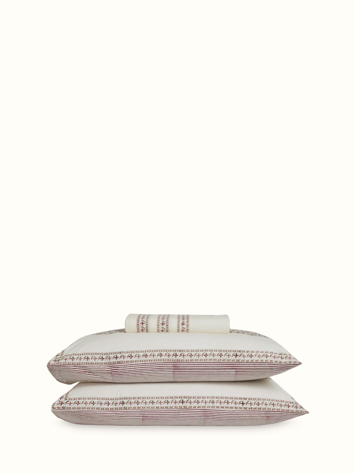 Full view of the Aarunya red buta cotton Sanganeri block printed queen bedsheet set, showcasing the design and colors.