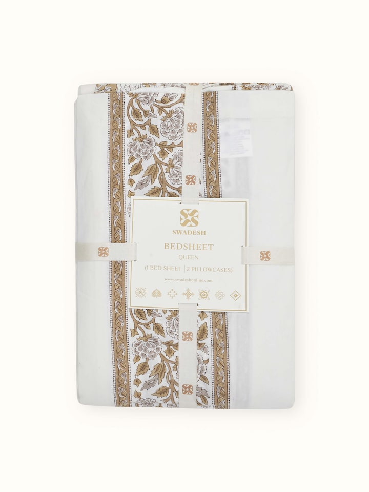 Close-up of Saha brown floral cotton Sanganeri block printed queen bedsheet set, displaying the intricate floral design