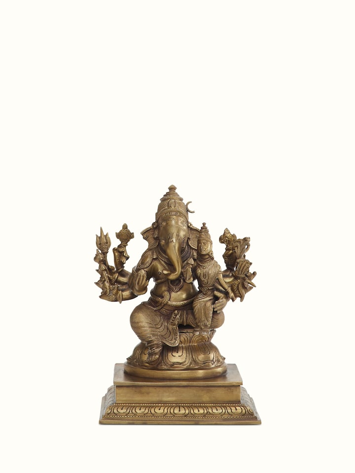 Front view of Lord Ganesha bronze casting idol showcasing detailed craftsmanship and intricate design.
