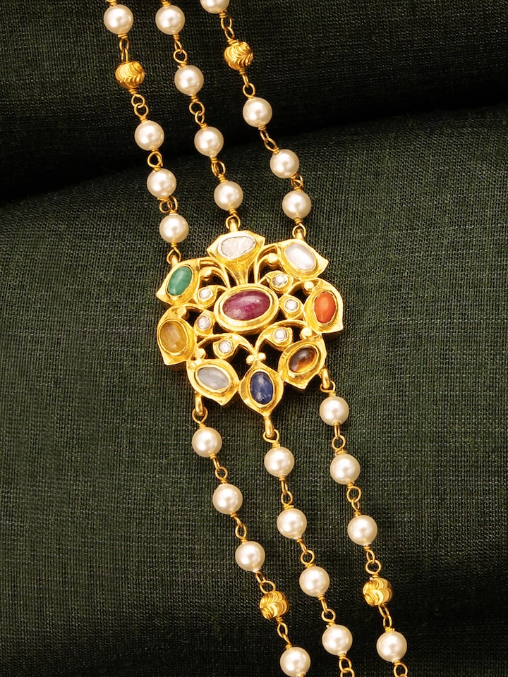 Detailed view of Navratna silver pendant & chain highlighting craftsmanship