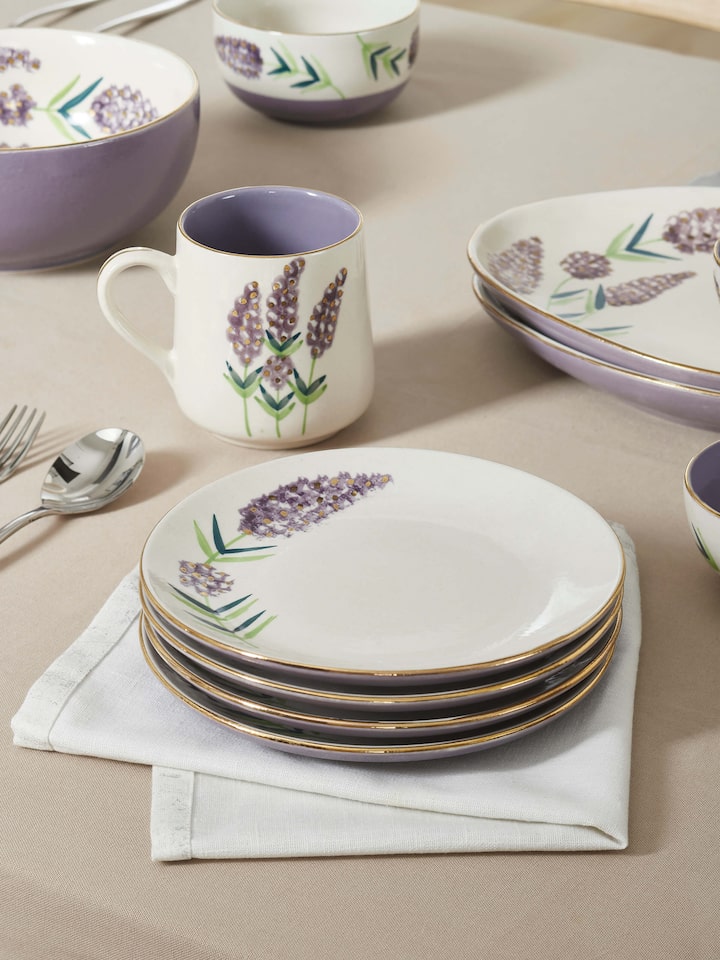 Side view of Khurja Pottery Stoneware Salad Plates (4 pcs), highlighting the craftsmanship and detailed pattern