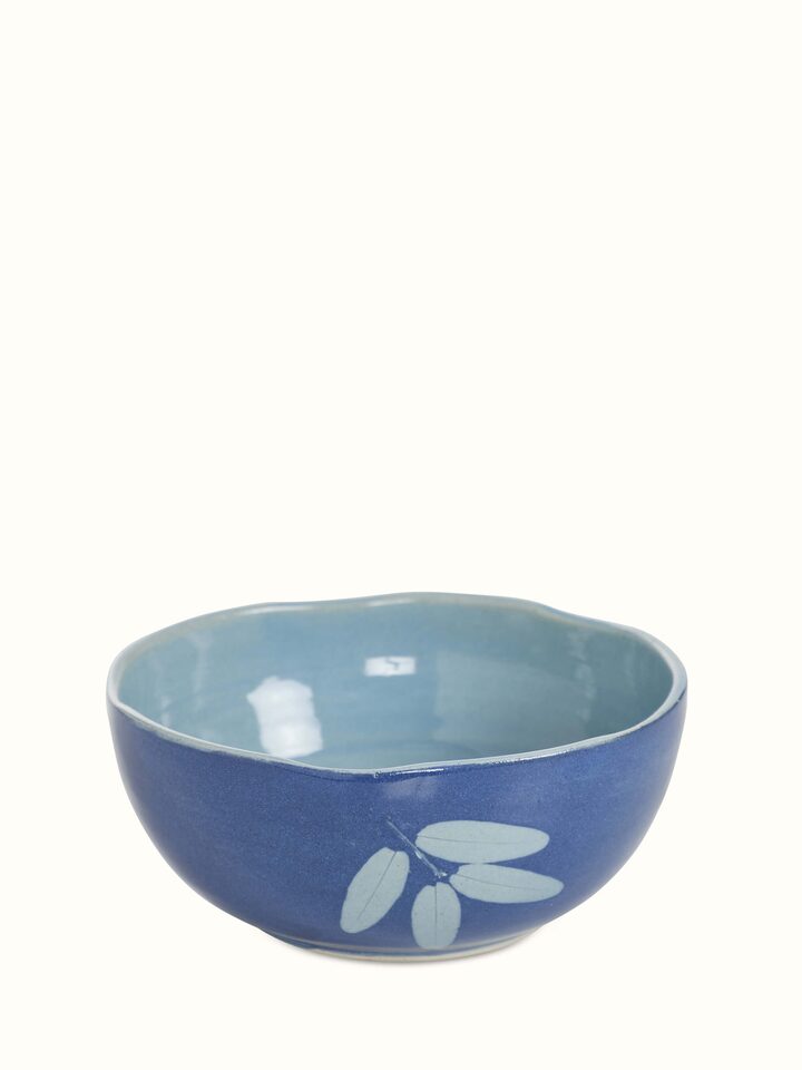 Close-up of Studio pottery ceramic serving bowls in blue (3 pcs) showing the detailed finish