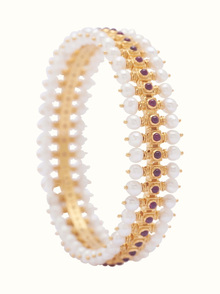 Front view of Guttapusalu silver bangle showcasing its traditional design and intricate craftsmanship