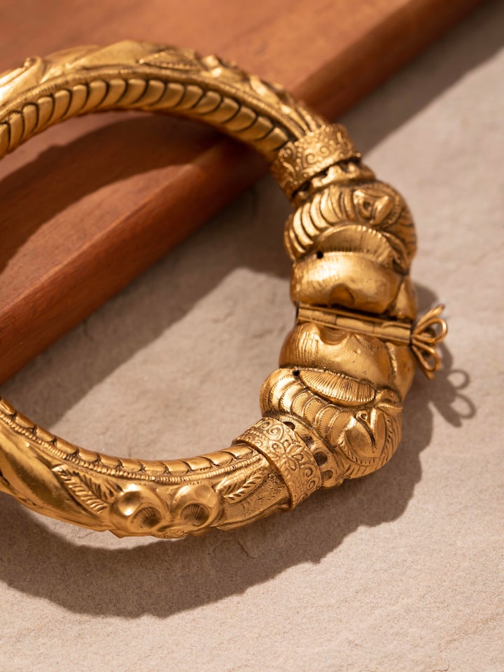 Detail view of Silver Smithing Kada highlighting the stone setting and metalwork detail