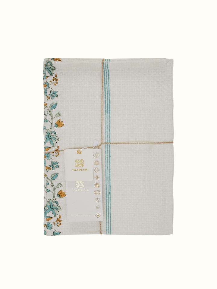 Close-up of Palampore border white floral cotton Sanganeri block printed hand towels (2 pcs) focusing on the block print details
