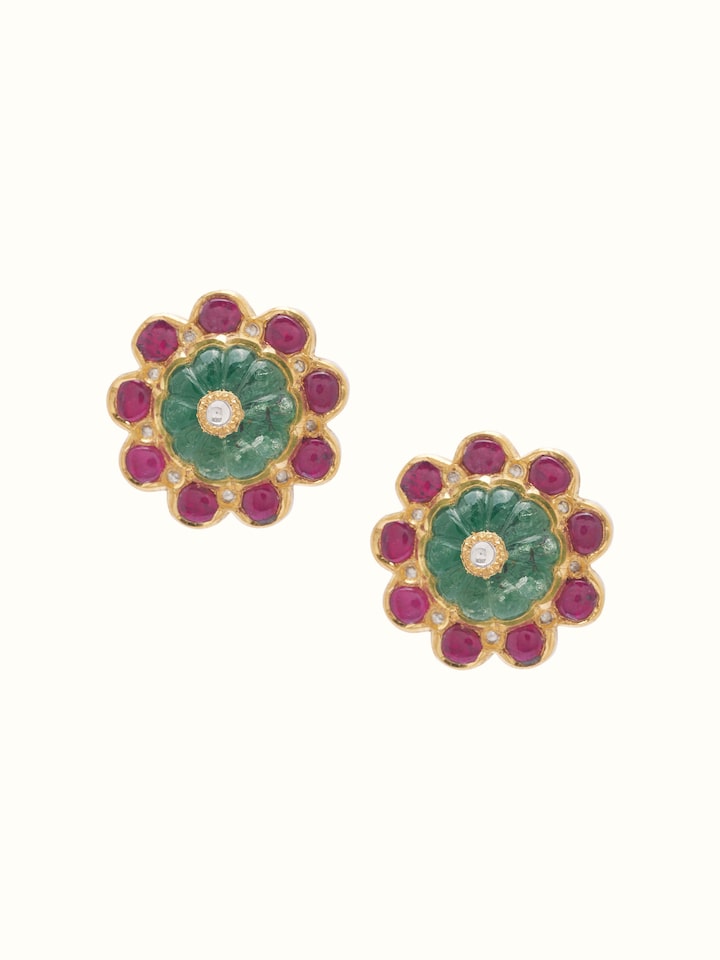 Front view of Jadau 18 Karat Gold Studs featuring their intricate goldwork and elegant design